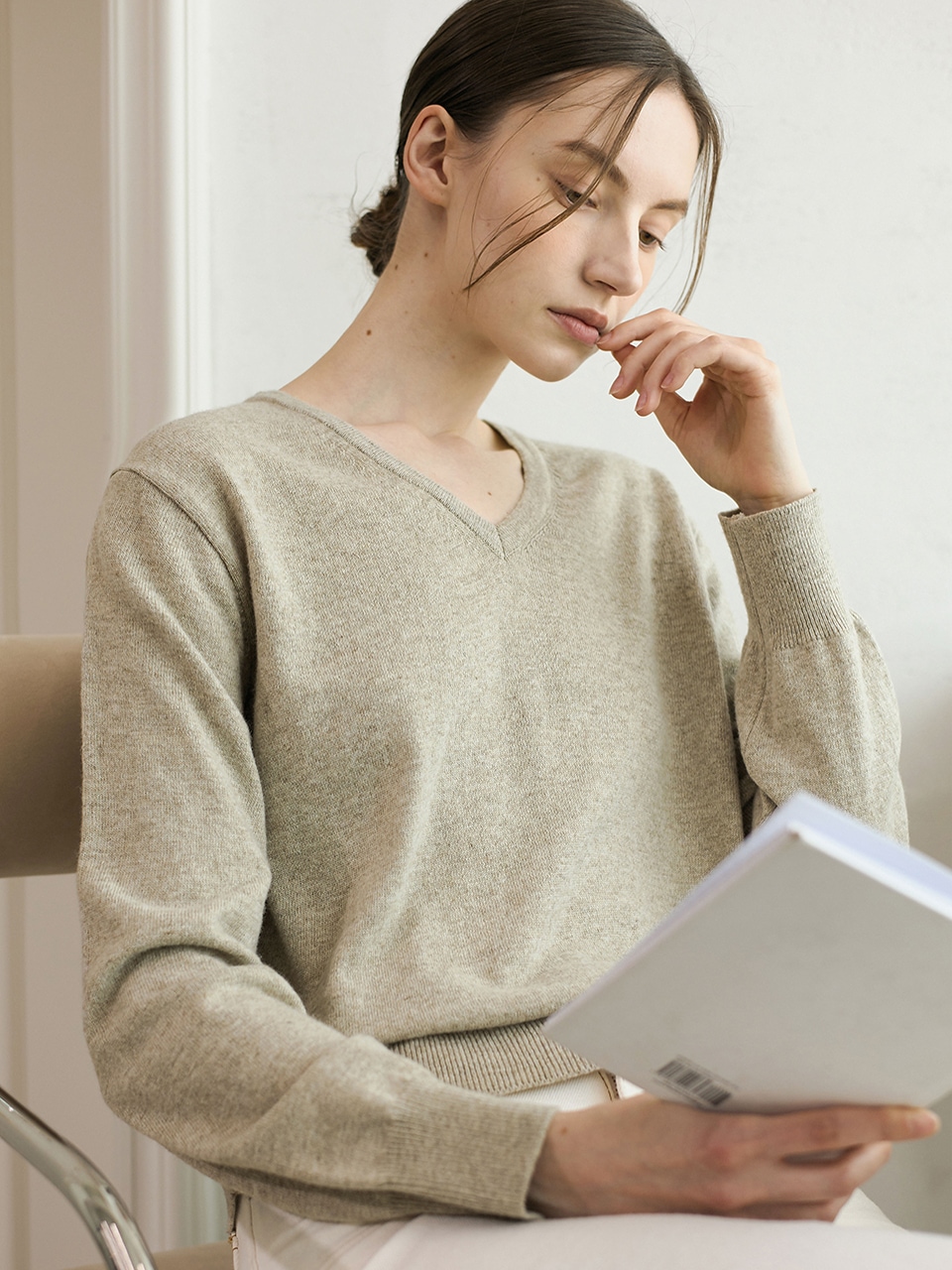 ノンウォッシュベーシックVネックニット ベージュ