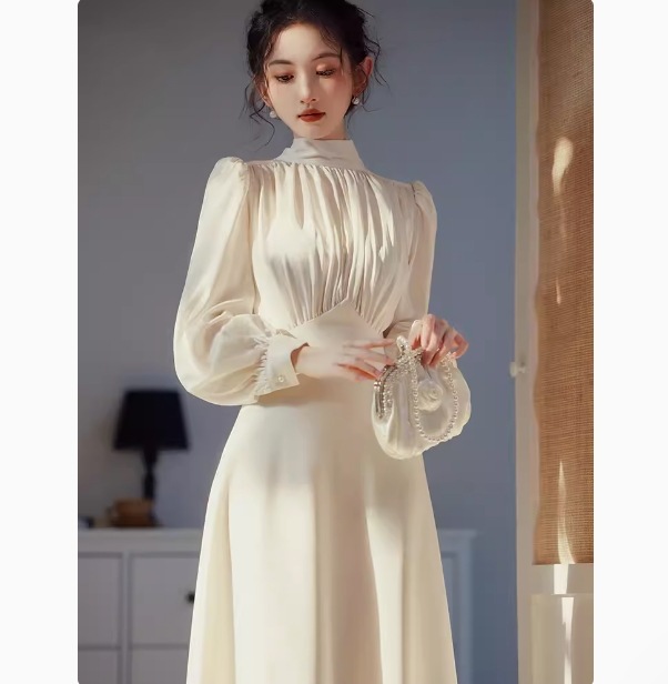 レディース ドレス ワンピース ミディアム丈 膝丈 長袖 フレアスリーブ スレンダー タイト スリム 細身 カクテル イブニング レース ハイウエスト 透け感 薄手 可愛い きれいめ シンプル