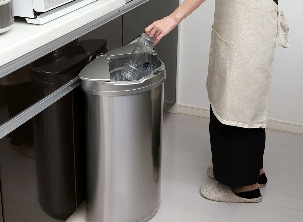 ゴミ箱 おしゃれ 自動開閉 蓋付 ダストボックス ごみ箱 センサー ステンレス シルバー 電池式 スリム 47リットル