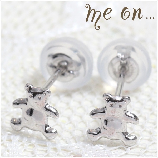 me on... K10ホワイトゴールドキュートなクマさんモチーフピアス 5,150円