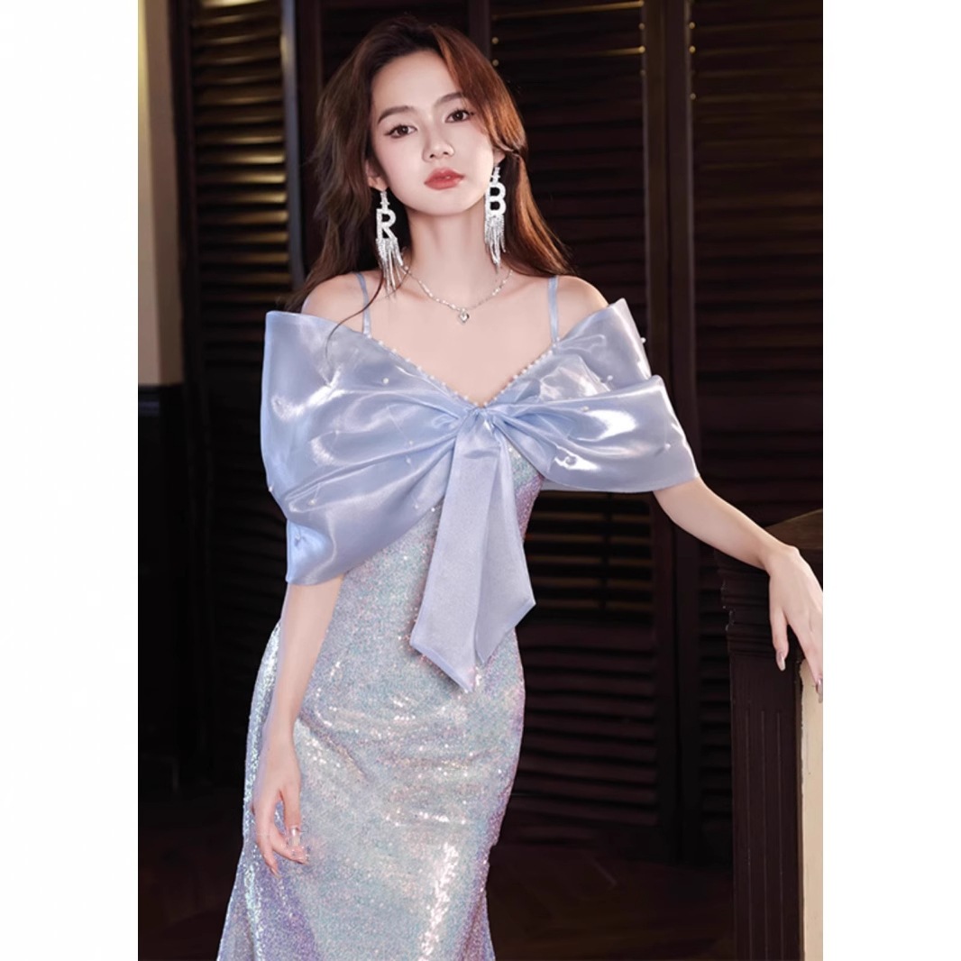 タキシードの女性の軽豪華な大衆法の高級感の魚の尾の絶美の青い腕の王女のスカートは贈り物になります 6,332円