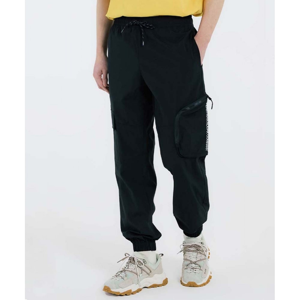 コダック K ソリッドジョガーパンツブラック