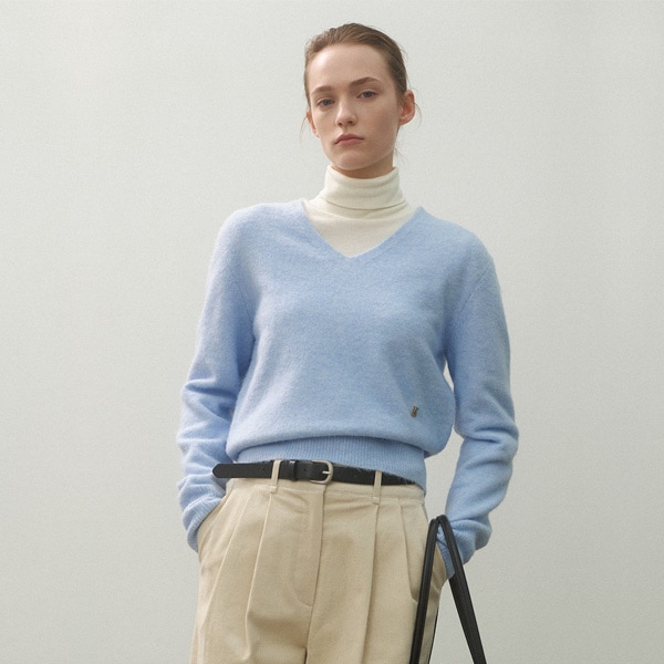 (T-6974)ESSENTIAL WOOL CLOUD V-NECK KNIT