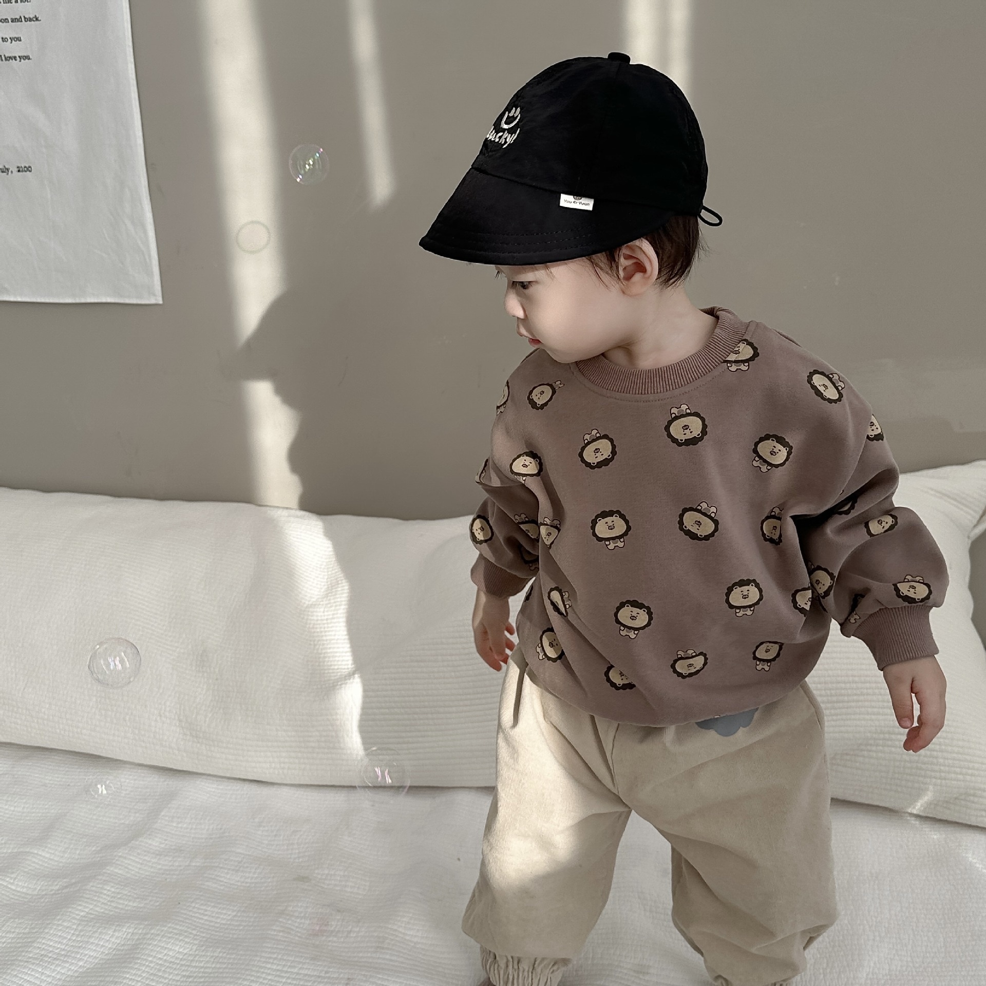 逸品の子供服，急速に出荷，韓国版子供服春と秋の赤ちゃんプリントの衛衣，ベビー服，ベビーTシャツ+ズボン上下セット