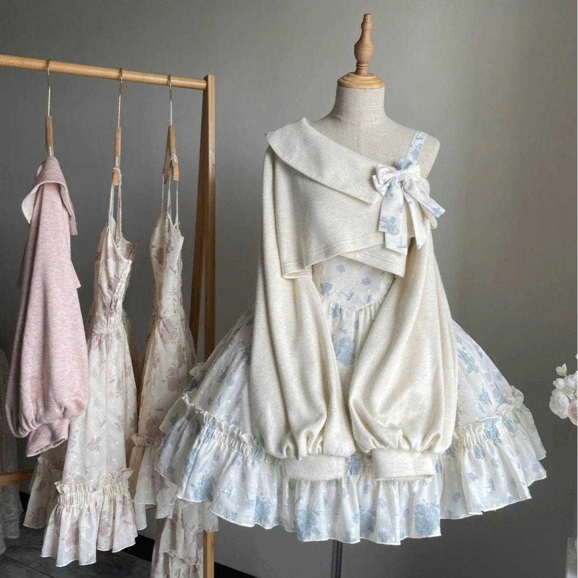 二点セット ツーピースプラスサイズ女性の新しい十代の女の子のストラップレスデザインリボンの花のドレス