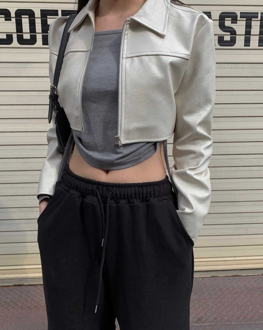 Underboob leather jacket