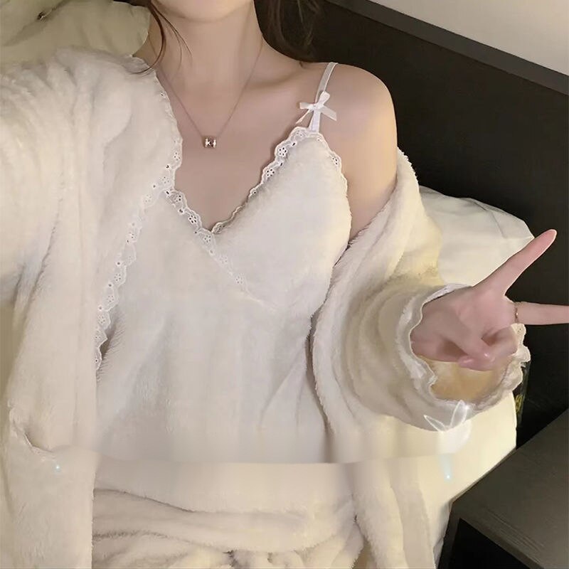 カップ付きインナー 冬セクシーな新パジャマ女性キャミソールスリーパーふわふわ長毛3点セット韓国版厚手保温セット ゆったり