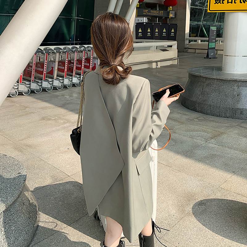 ロング ジャケット 薄手 グレー 長袖 バックシャン 個性的 春 秋 アウター コート レディース テーラードジャケット カーキ グリーン系 アシンメトリー バックスリット シングルブレスト おしゃれ