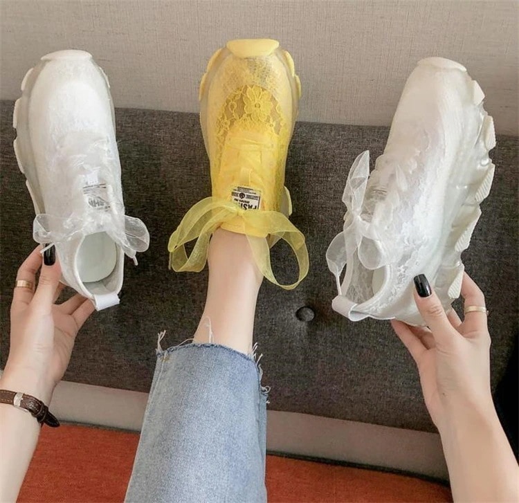 大人気！ 大人カジュアルを楽しむ韓国ファッション トレンド 通気性 2025年の夏 新しいスタイル 百掛け 厚底 気質 歩きやすい ヤングスタイル 大人気 内側の増加 運動 カジュアル お出かけ