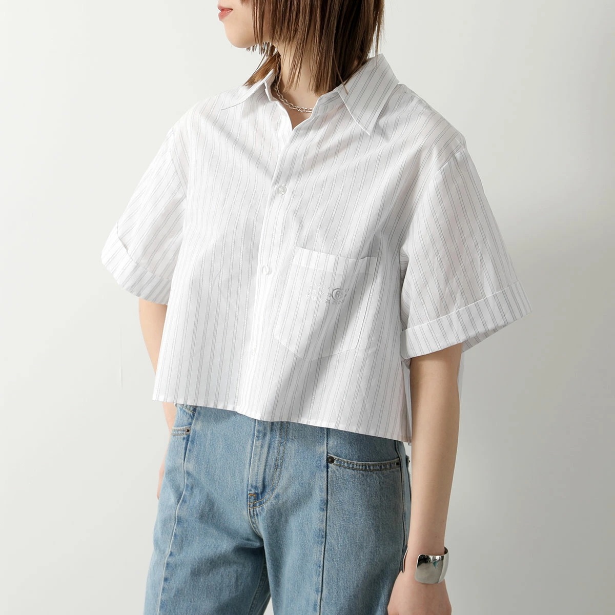 MM6 KIDS エムエムシックス メゾンマルジェラ キッズ シャツ M60511 MM01X レディース ガールズ 半袖 ストライプ クロップド丈 ロゴ M6100