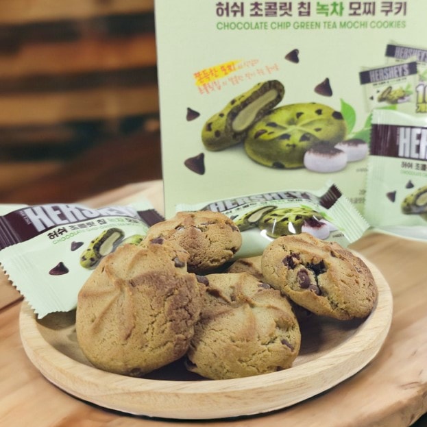 Qoo10] ハーシーチョコレートチップ 緑茶餅クッキ : 食品