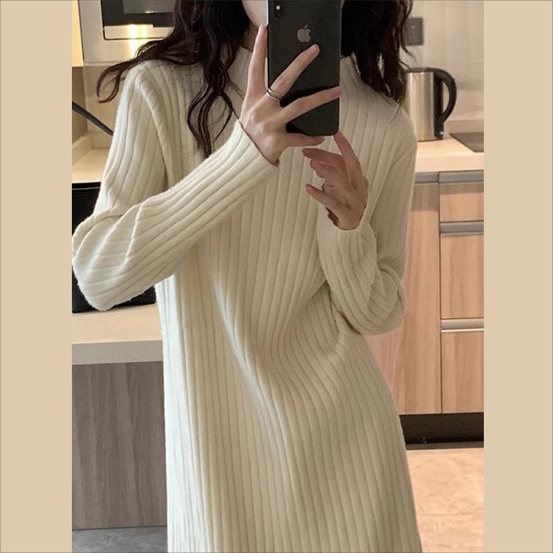 2025年秋冬の女性用アプリコット長袖ニットドレス感と気質のインナーボトムセータードレス