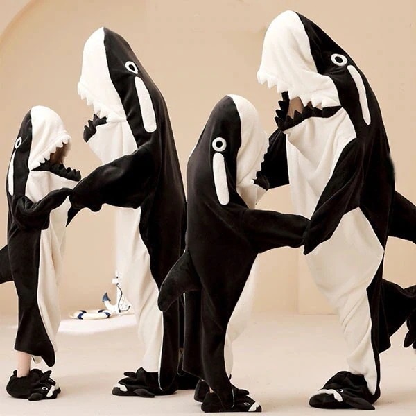 親子お揃い 着る毛布 鯨 着ぐるみ ユニセックス 家族 パジャマ オールインワン 大きいサイズ お揃い ウェア ペアカップル 親子コーデ 親子ペアルック 部屋着 プレゼント 寝巻き 寝間着 長袖