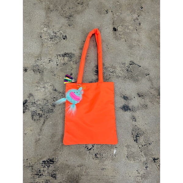 cheek neon monster tote C24009-43 オレンジ トートバッグ