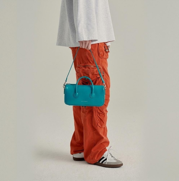 【MARGESHERWOOD】 ZIPPER SMALL : PEACOCK GREEN CRINKLE