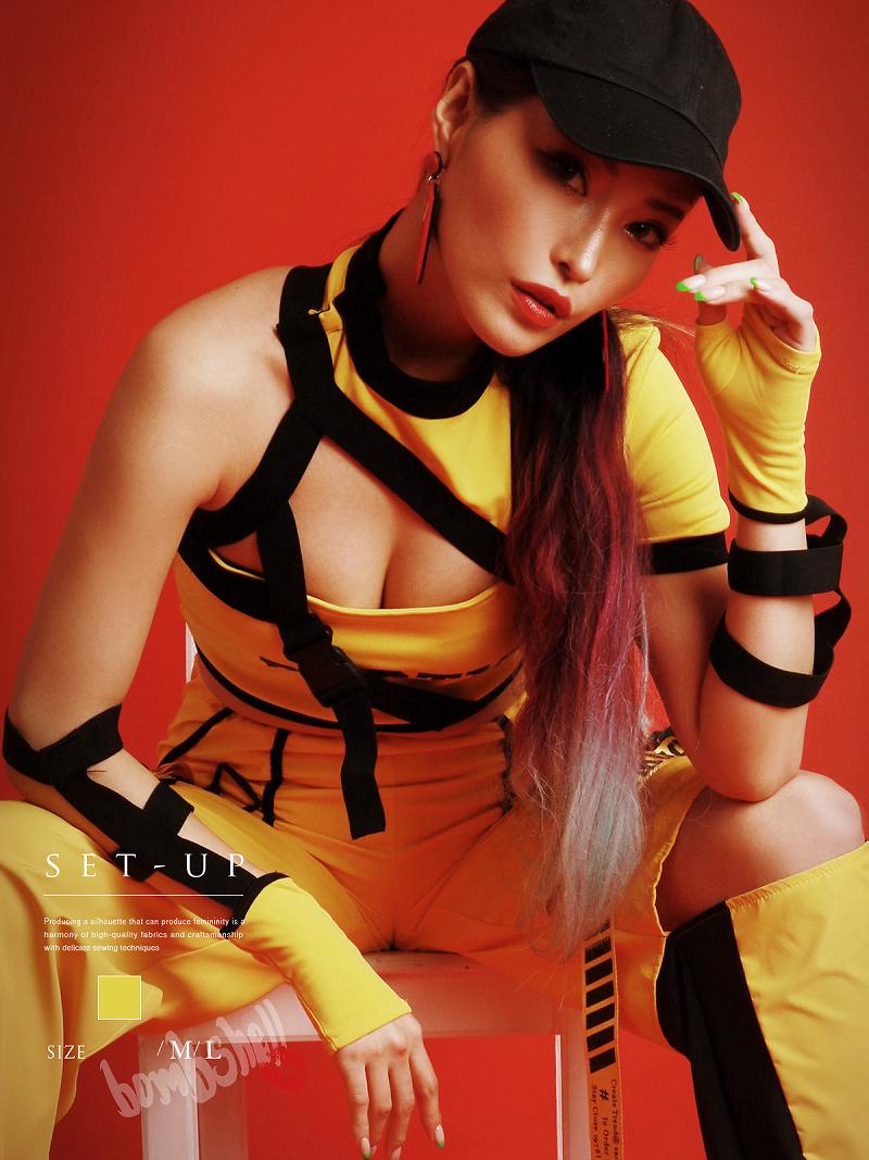 セットアップ へそ出し バックルベルト ハーネス カットアウト ワンショル ビビッド チョーカー ショート丈 インポート コスチューム bombshell