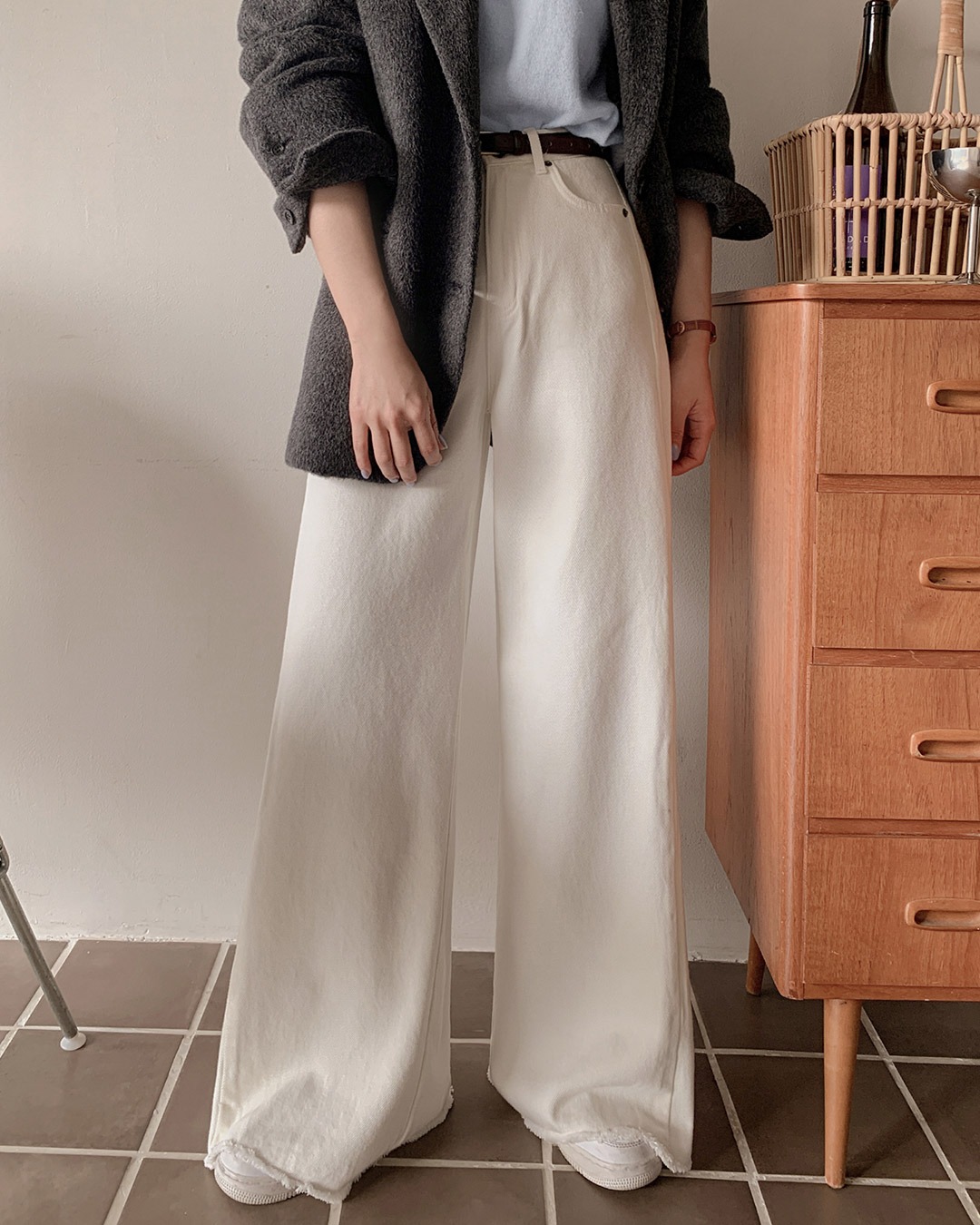 切りっぱなし加工ワイドフィットパンツ韓国ファッション レディース