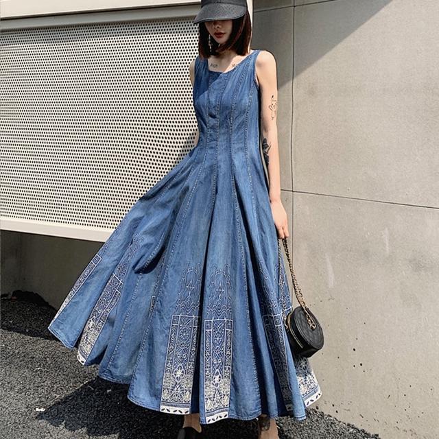 デニムワンピース ロング ワンピース レディース デニム おしゃれ エスニック きれいめ 大きいサイズ xl 2xl 3xl ラウンドネック ノースリーブ 刺繍 体型カバー 春 夏 秋 大人カジュアル