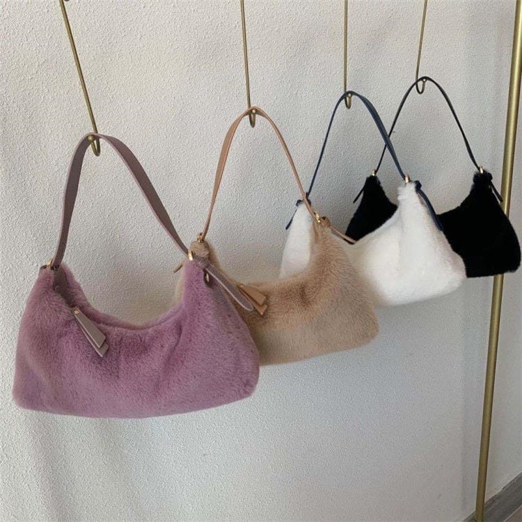 1枚で大人の可愛いさを叶える早い者勝ち 脇カバン ショルダーバッグ ミンク もこもこ おしゃれな 百掛け カジュアル 気高い 上品映え ライトラグジュアリー791