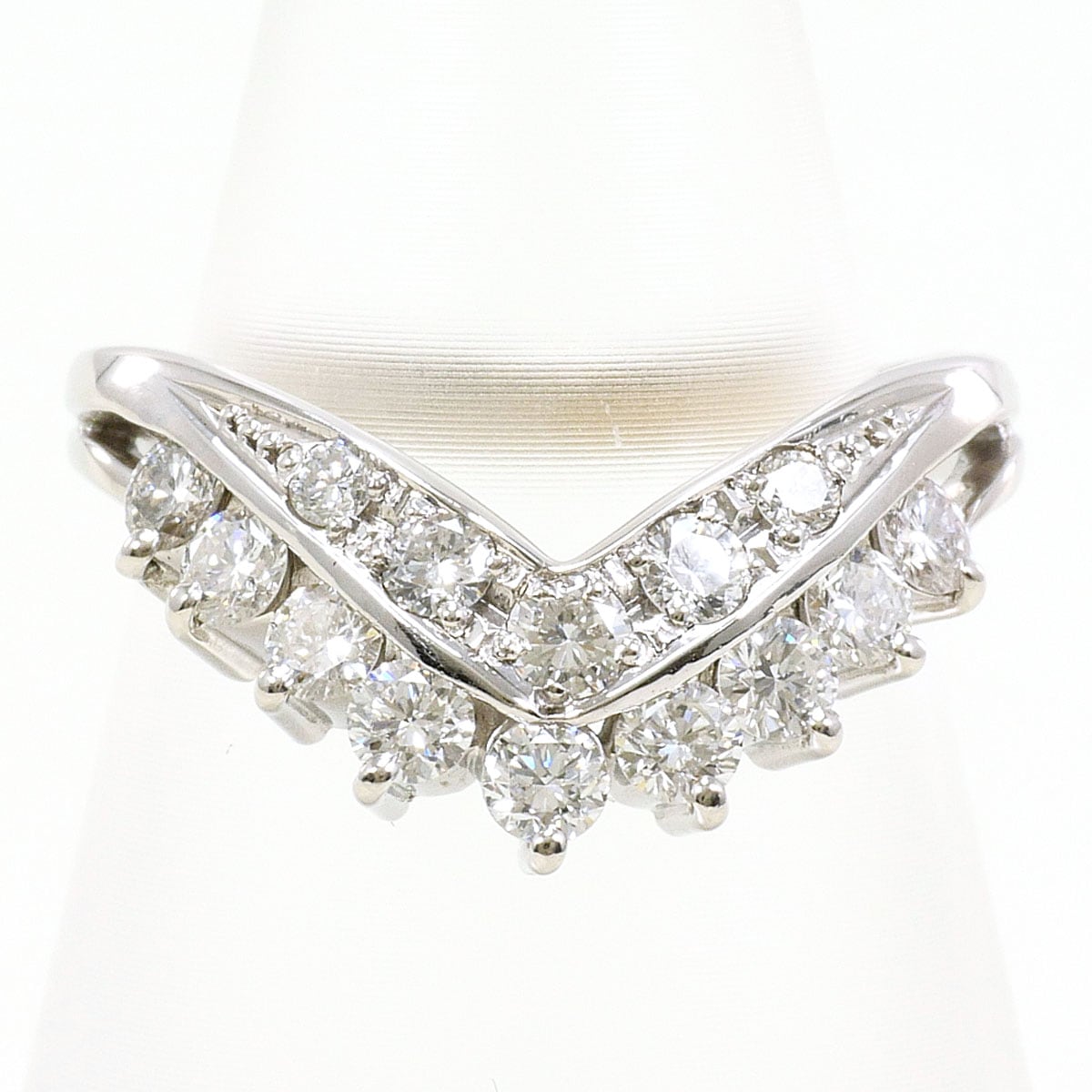 PT900 プラチナ リング・指輪 9号 ダイヤモンド 0.70ct カード鑑別書 総重量約5.0g 中古