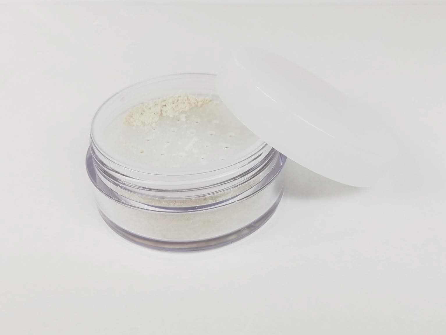 Junko KAYANUMA ヴォワルクリスタラン（ハイライト・フェイスパウダー） 3.5g