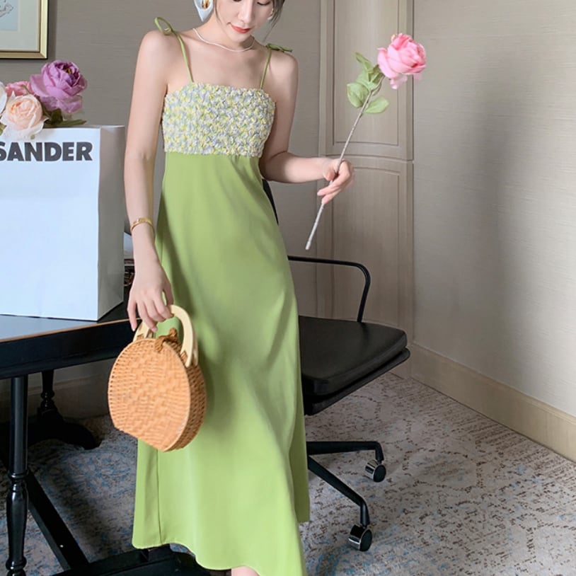 ワンピース 上着 人気 おすすめ おしゃれ お洒落 激安 安い プチプラ オフショルダー 肩出し キャミワンピ　フローラル とろみ ロングスカート ノースリーブ リボン lone0239