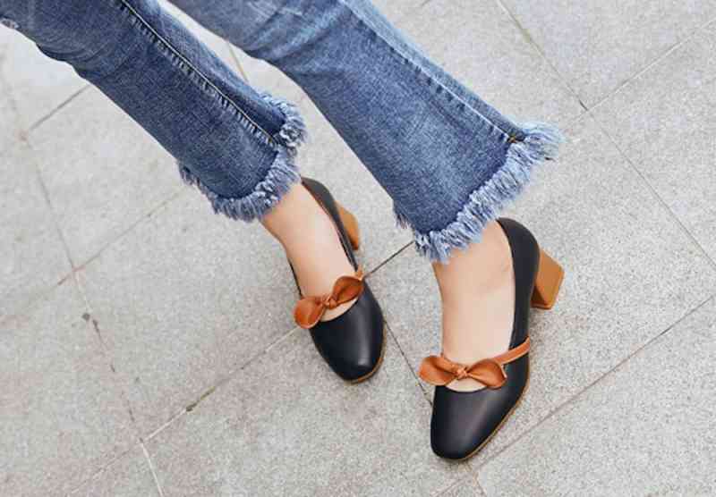 パンプス レディース 靴 冬 ローファー サンダル 痛くない 黒 フラット 靴下 洗える 黒パンプス シューズ 夏 幅広 革 ブランド 大きいサイズ ストラップ 春 ヒール 人気 歩きやすい おしゃれ