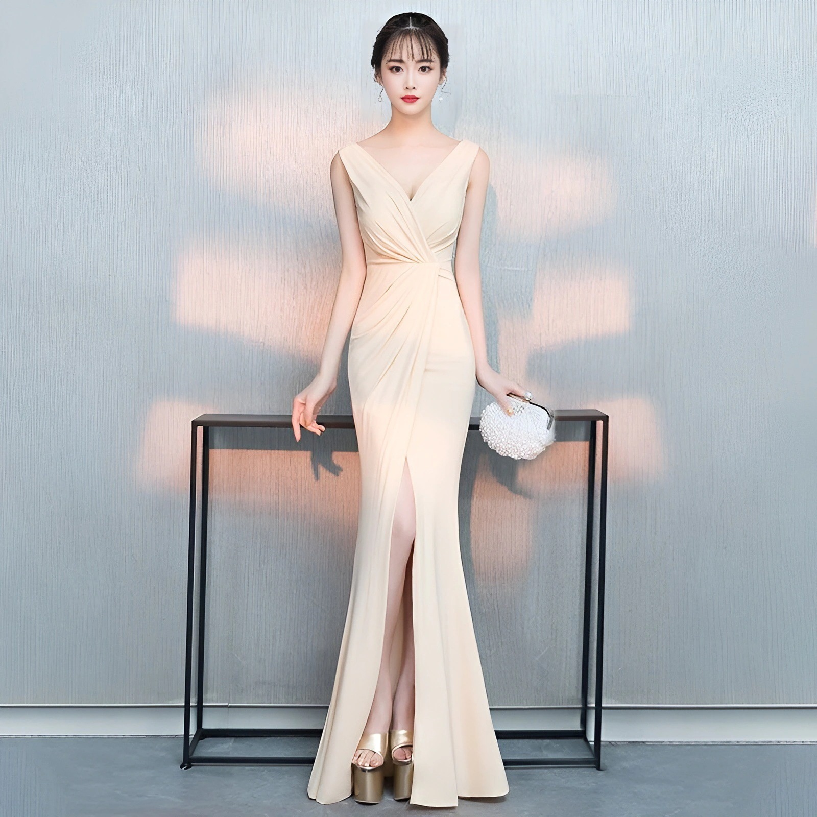 パーティードレス 誕生日 演奏会 花嫁 司会 イブニングドレスシンプルな気質年次宴会ホストロングフィッシュテールドレス