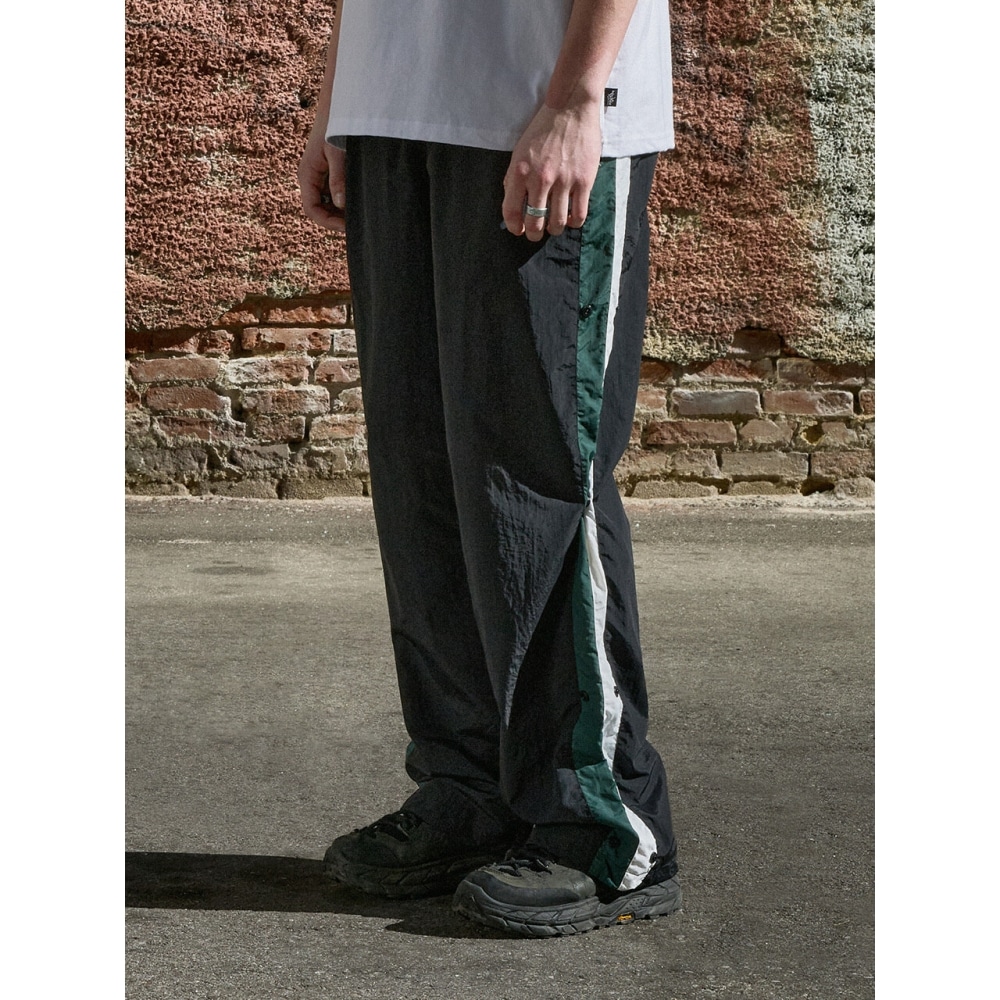 フルークフルークサイドスナップボタンウーブントレーニングパンツ FTP304 2COLOR