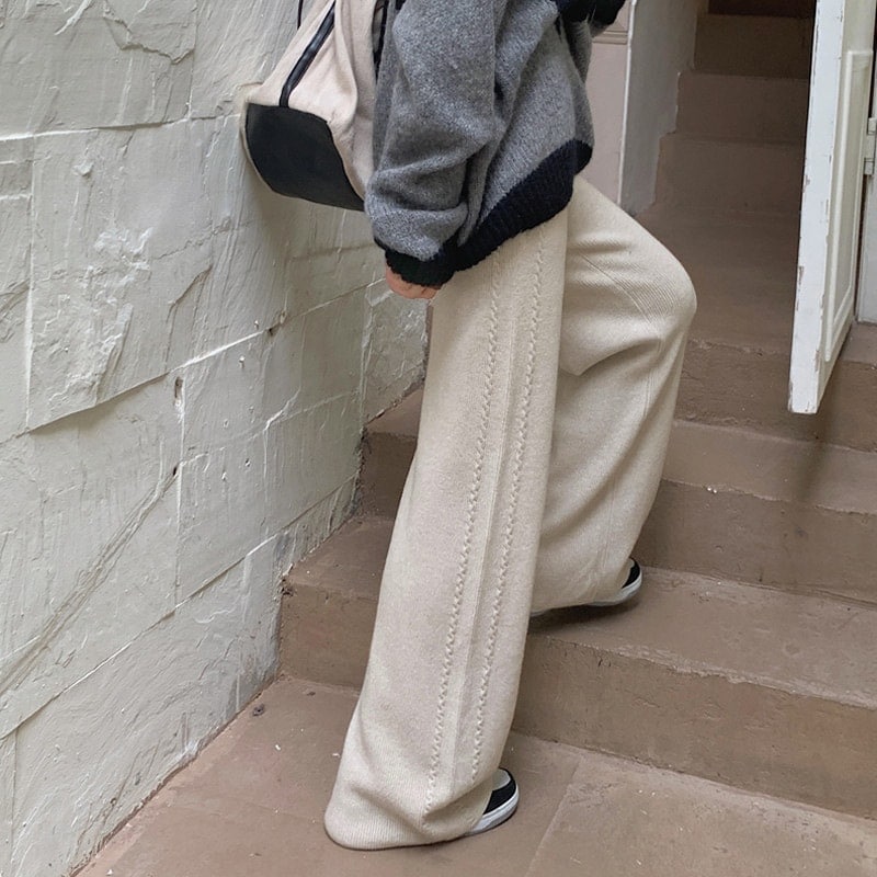 選べる福袋スラックスパンツ 韓国 ニットパンツ ゆったり 快適な 防寒 太め体型カバー 保温 ワイドパンツ ハイウエスト カジュアルパンツ 4,659円