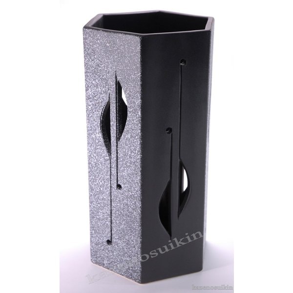 ツートン透し彫六角傘立　（信楽焼き・陶器・傘立て・梅雨・雨・玄関・収納・B040-02）