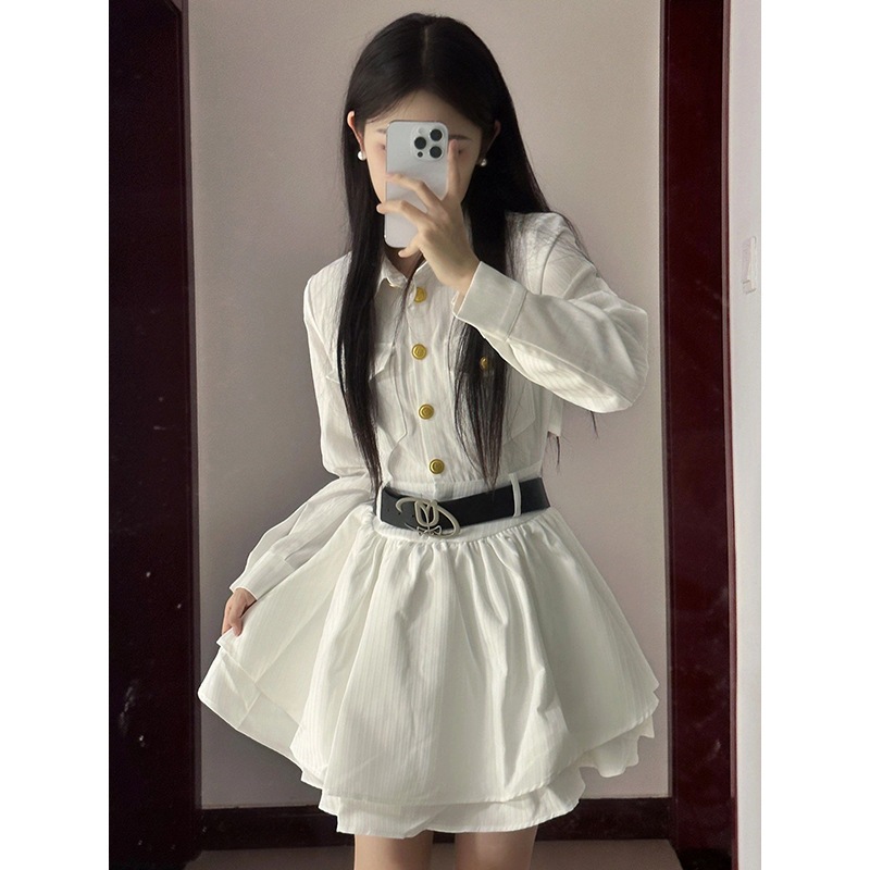 白いパフィードレスレディース秋服2025新しいカレッジスタイルシャツ中空ウエスト甘くてスパイシーなスカート 5,039円