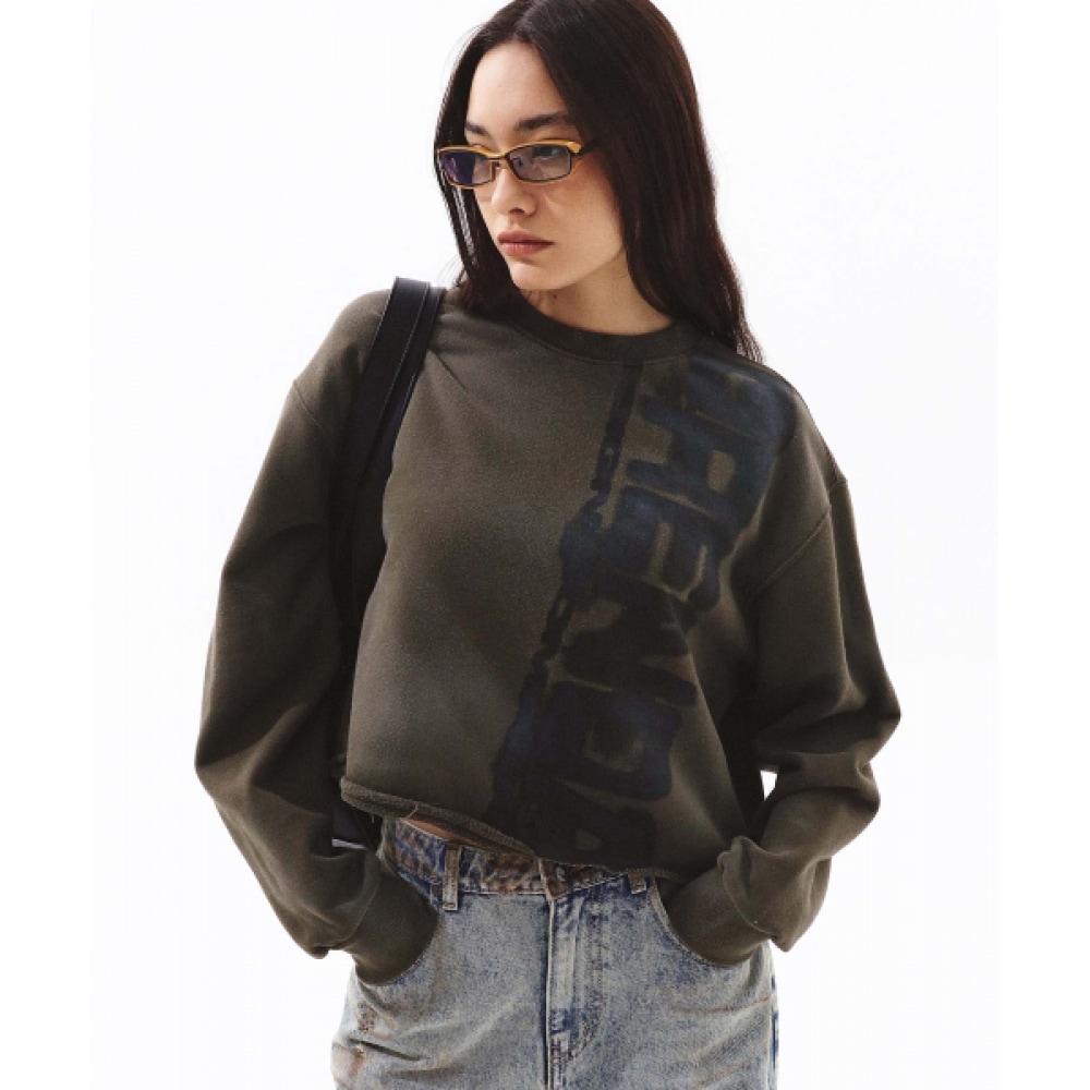 PRENDA スマッジドロゴクロップスウェットシャツカーキ