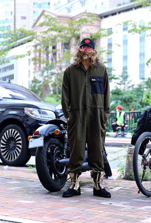 ビッグポケットルーバーパッチジャンプスーツ