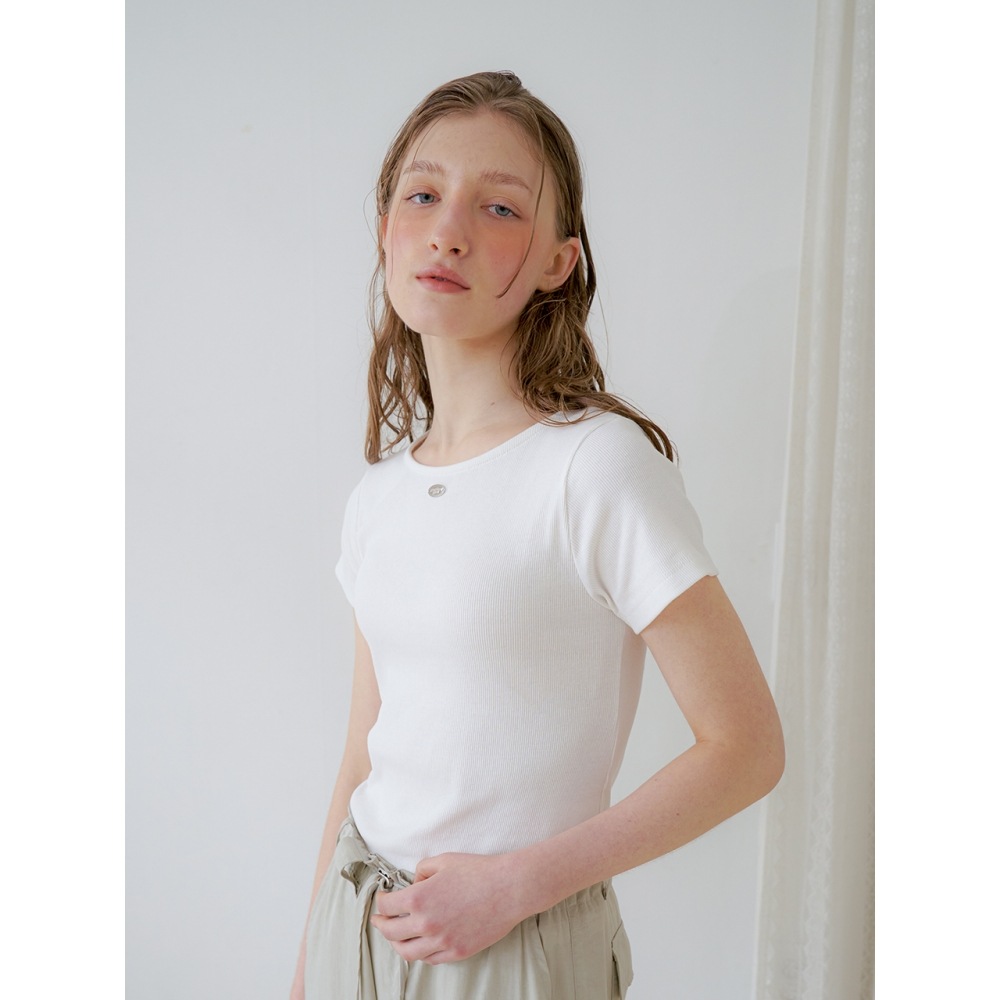 SOMEWHEREBUTTER ペンダントセンタートップ - アイボリー