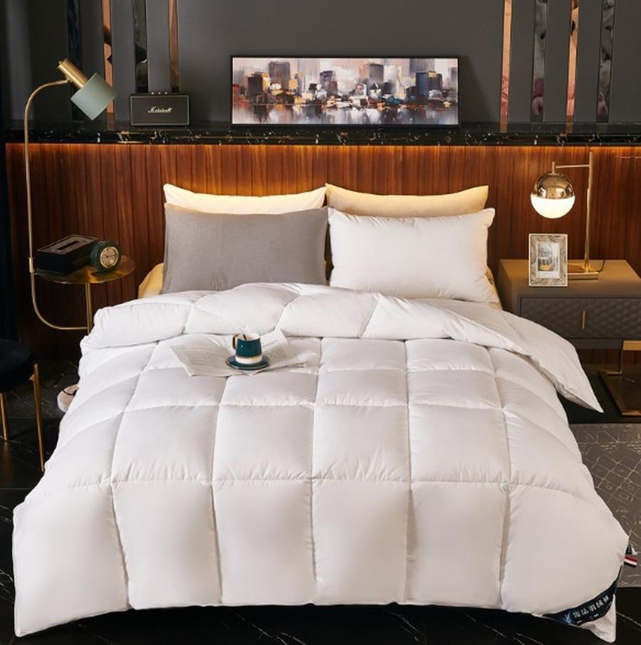 大人気オータムタイムセール*掛け布団 シンサレート シングルセミダブルダブル 選べる9色羽毛よりあたたかい