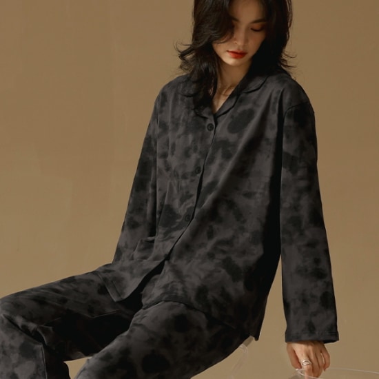 【取寄：納期2週間】ルームウェア レディース パジャマ 襟あり フロントボタン 前開き リラックス ゆったり カジュアル おうち服 ナイトウェア 上下セット 2点セット 長袖長ズボン 綿 コットン