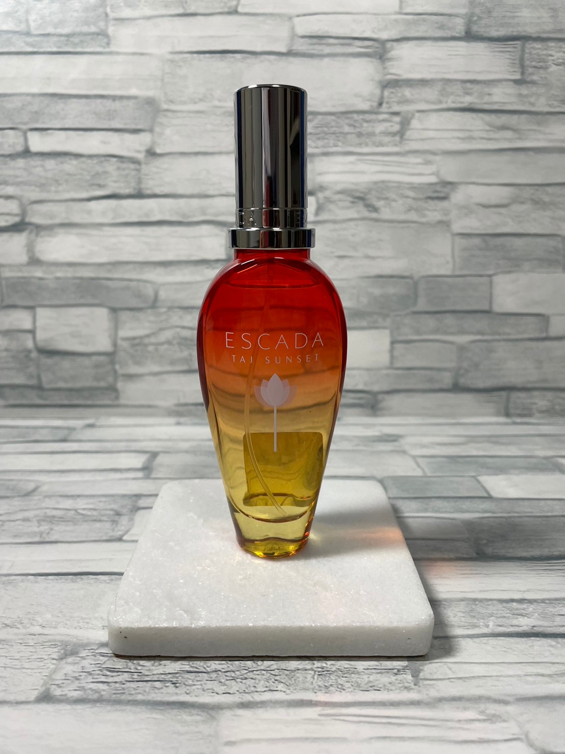 【送料無料】エスカーダ　タージサンセット 50ml 【テスタータイプ】