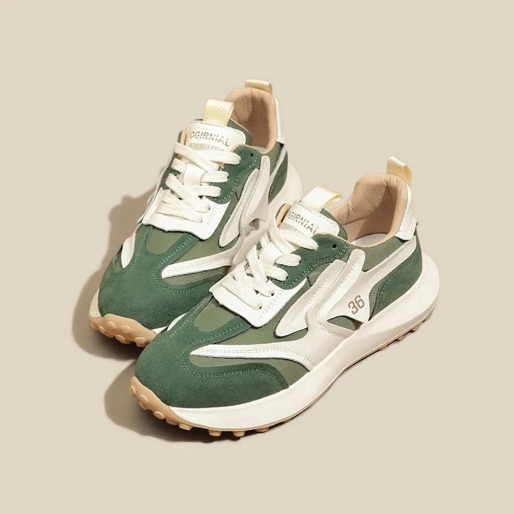 今の流行厚底スニーカー韓国2025レースアップシューズ切り替えスニーカーINSファッション人気滑り止めパンプス