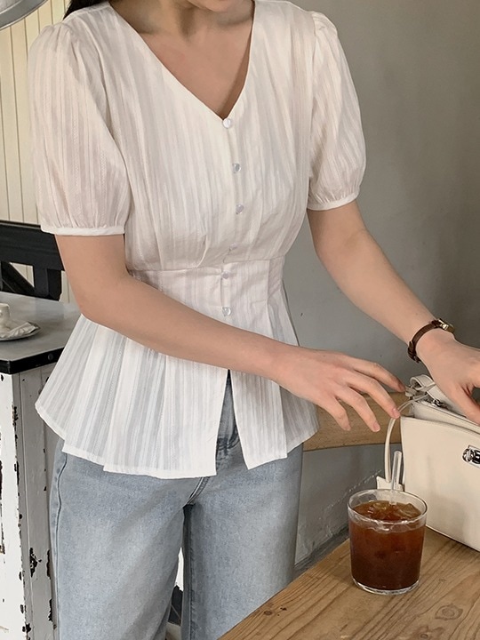 [骨格ストレート]細見えシルエットコット!ン半袖ブラウス／Vネック・リボン付き