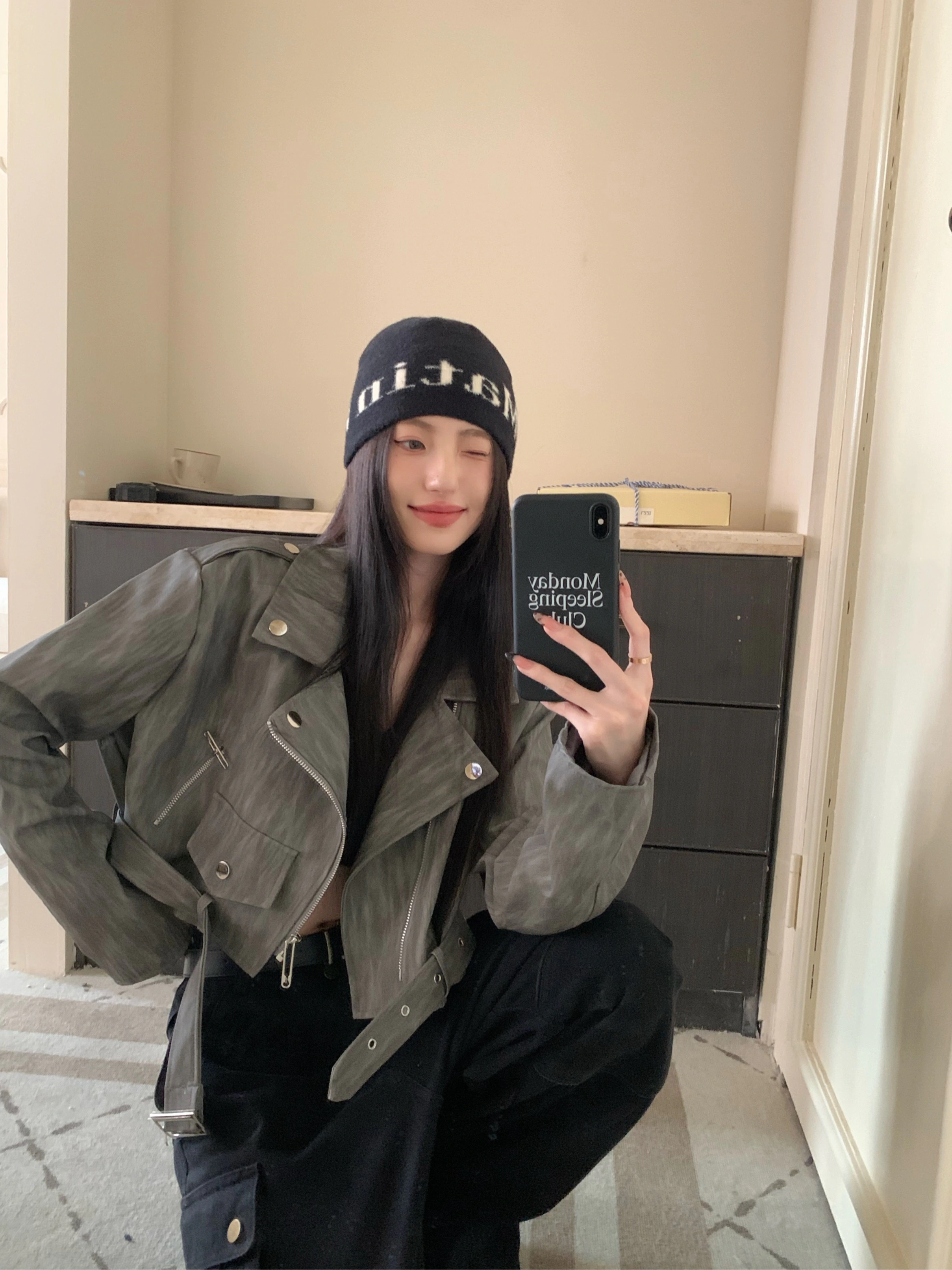 2024秋冬 長袖 ジャケット かわいい スタンドネック 韓国アウタートップス 羽織り合成レディースフェイクコーデカジュアルシルエットゆったりファッション系サイズ 色っぽ 女っぽきれいめ 大人丈グレー 6,661円