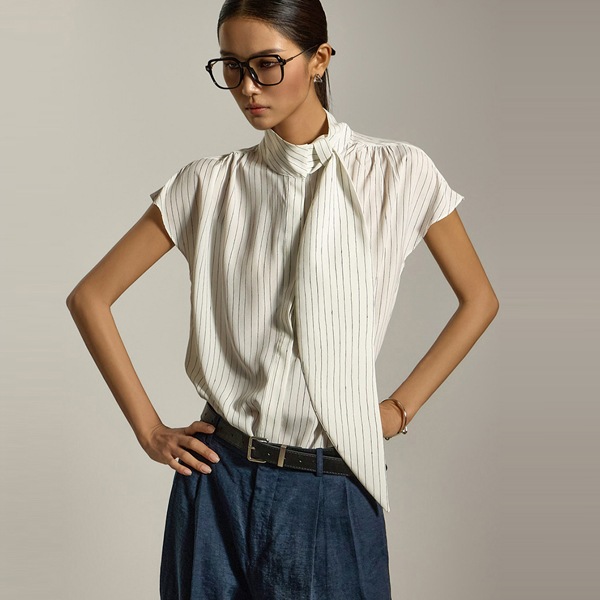 B3089 タイ ブラウス