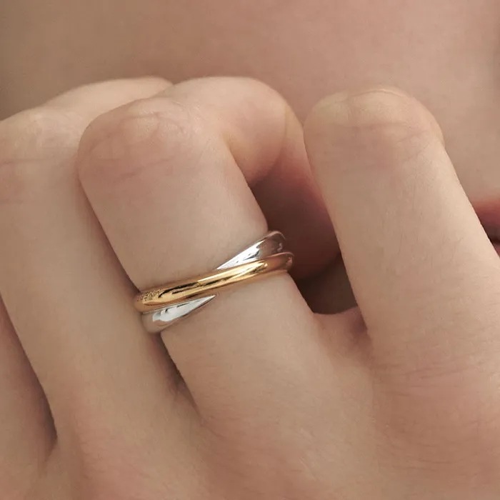 Subni Silver (C) Twist Slim Ring アクセサリー ピアス ネックレス ブレスレット レディースファッション 韓国 コスメ 芸能人着用