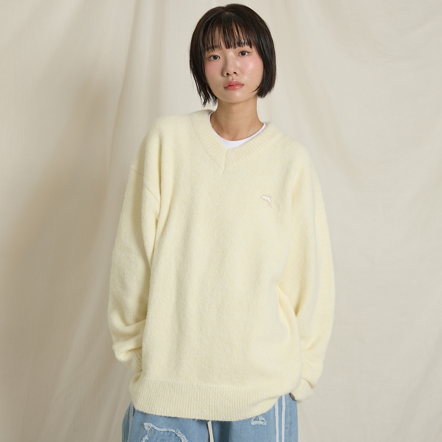 Dolphin Hairy V Neck Knit IVORY