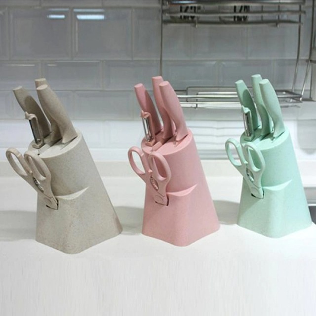 【SCHNATZ】シュナッツセラミックコーティングナイフブロック5種セット（3色カラー + まな板付き）プレゼント用セラミックナイフブロック