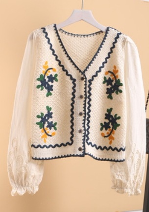 レトロ花柄ショート丈カーディガン トップス カーディガン 長袖 レトロ ガーリー かわいい 上品 おしゃれ かっこいい 大人可愛い 大人女子 こなれ感 キュート 爽やか ナチュラル 柄 春 秋