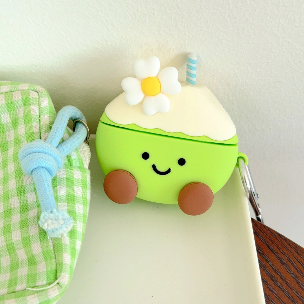 【20点セット】【送料無料】フラワーココナッツはairpods pro 2アップルワイヤレスBluetoothワイヤレス1234世代カートゥーン保護シェルに適しています