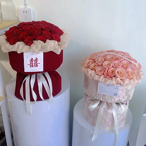 婚約アレンジメント装飾オーナメント花束ギフト永遠の花ガールフレンドが証明書や写真の小道具を受け取るためのバラのシミュレーションフラワー