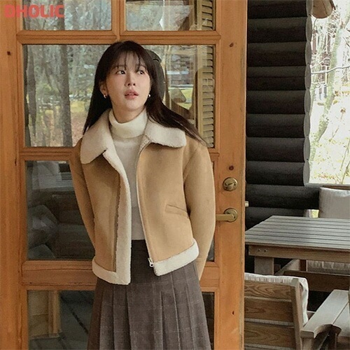 [メガ割りSALE]カラーネックムートン風ジャケット