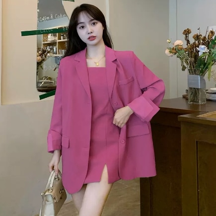 トップス ジャケット 袖あり 長袖 レギュラー丈 Vネック 襟付き ポケット 前開き 大人可愛い きれいめ シンプル 大人 上品 おしゃれ レトロ 大人女子 こなれ感 キュート クール モード系